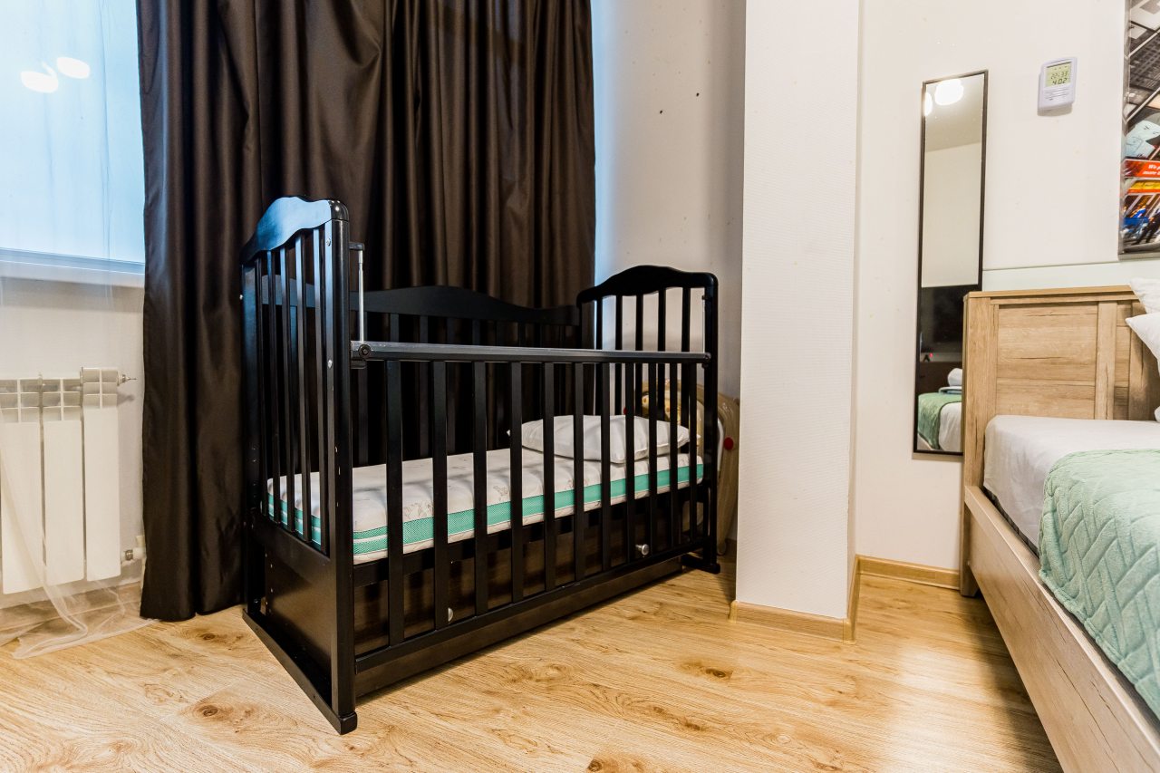Детская кроватка, Апартаменты В Мысхако от LetoApart