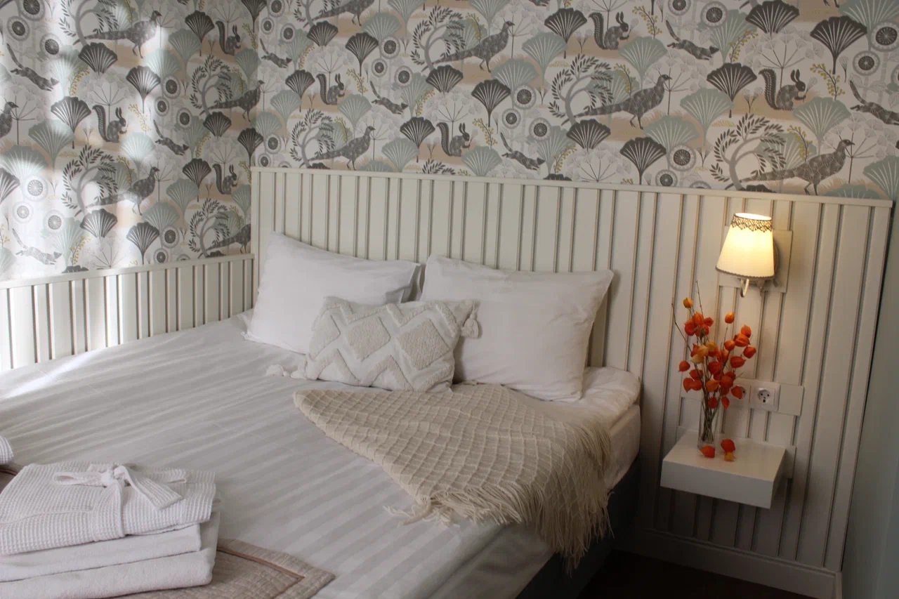 Четырехместный (Сомероя), Отель Hotel Lampo