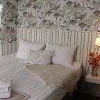 Четырехместный (Сомероя), Отель Hotel Lampo