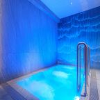 Гидромассажная ванна/джакузи, Rilas Hotel