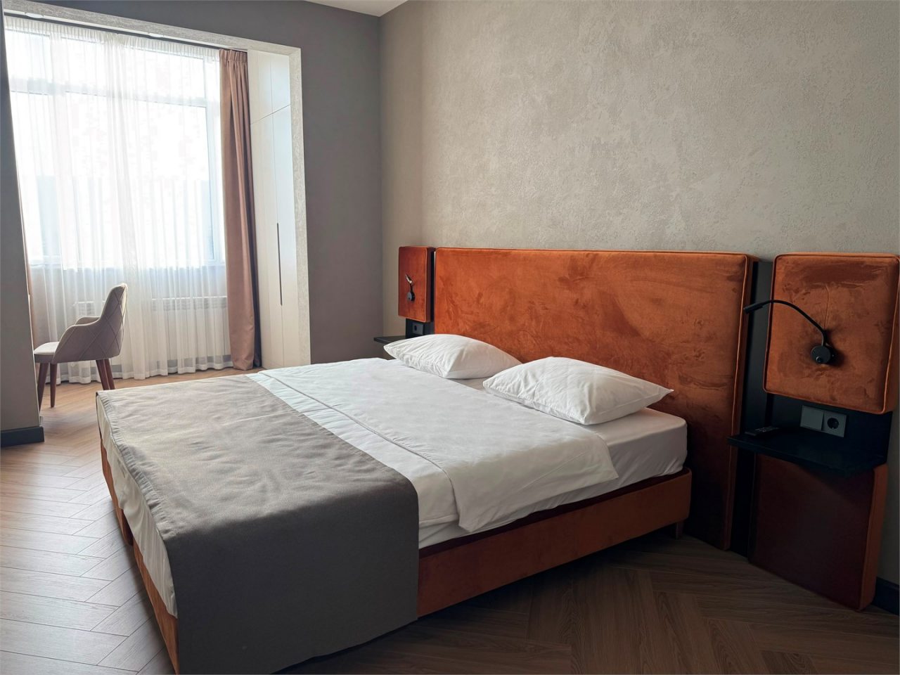 Апартаменты (Двухкомнатные Премиум с панорамным видом на озеро), Rilas Hotel