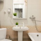 Апартаменты (HomeHotel Бурнаковская 51), Апартаменты HomeHotel на Бурнаковской