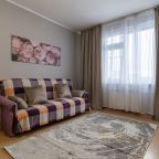 Апартаменты (HomeHotel Бурнаковская 51), Апартаменты HomeHotel на Бурнаковской