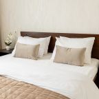 Апартаменты (HomeHotel Бурнаковская 105), Апартаменты HomeHotel Бурнаковская 105