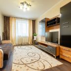Апартаменты (HomeHotel Есенина 5), Апартаменты HomeHotel на Есенина