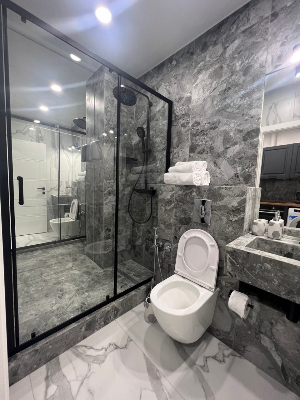 Апартаменты (Студио), Апарт-отель Мидгард