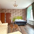 Семейный с видом на канал Грибоедова