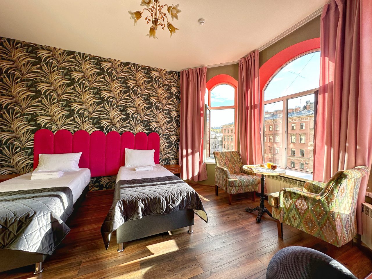 Делюкс с видом на канал Грибоедова