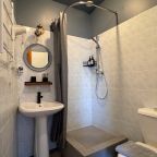 Стандарт с видом на город