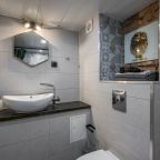 Студио (№1 с видом на набережную), RentalSPb Апарт-отель на Фонтанке 130