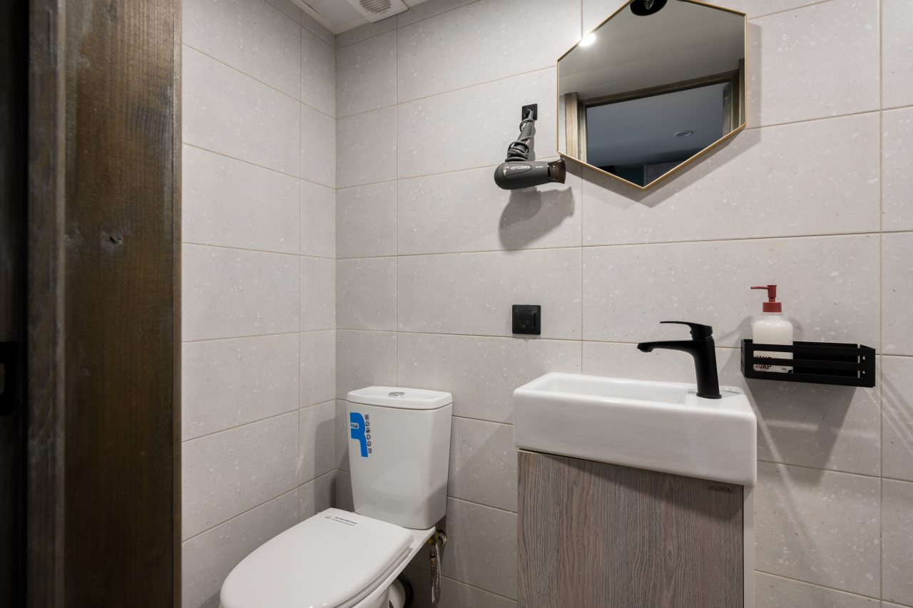 Студио (№4 с видом на реку), RentalSPb Апарт-отель на Фонтанке 130