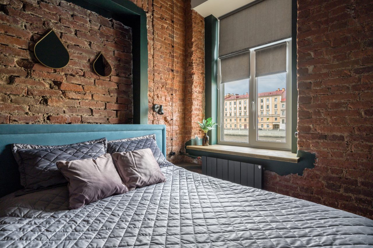 Двуспальная кровать