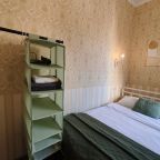 Двухместный (Комната  7C с одной двуспальной кроватью и общим санузлом), Гостевой дом MK Suvorovsky