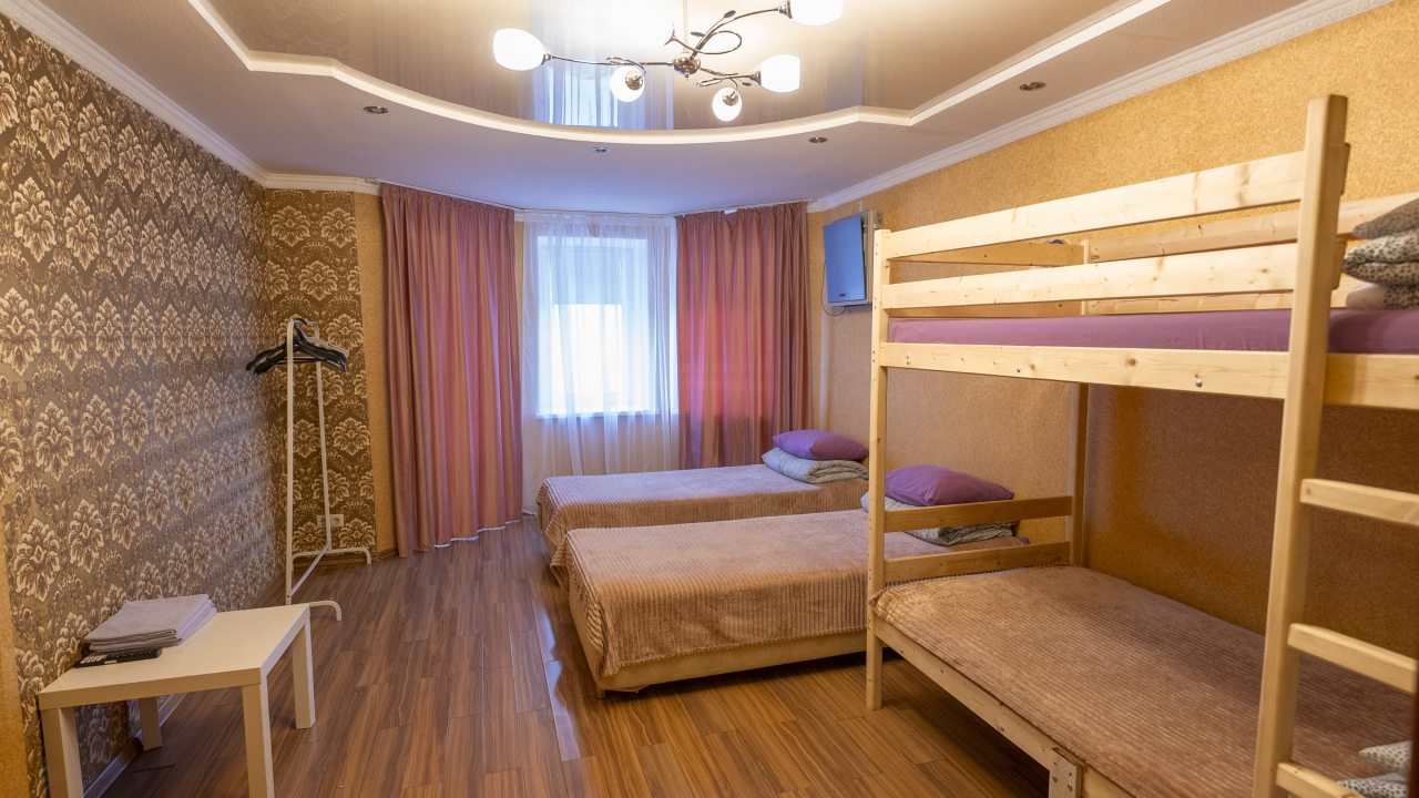 Семейный (С общей кухней и общим санузлом, Ш10-1) мини-отеля Какаду, Хабаровск