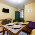 Обеденный стол