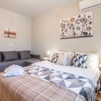 Апартаменты (RentPlaza 5 просека 133 п1), Апартаменты Апарт студия RentPlaza