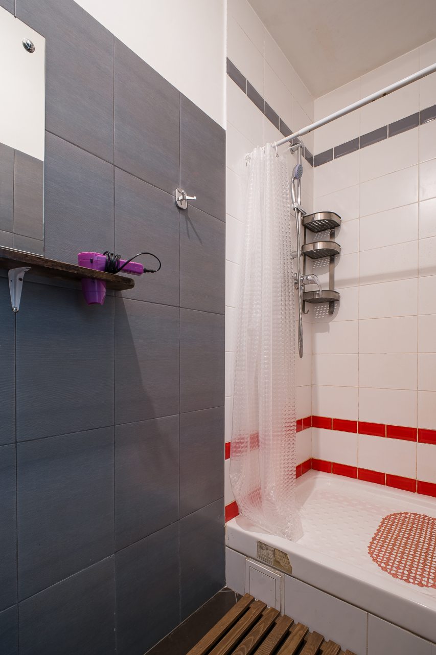 Семейный (Трехместный номер. 1 двуспальная и 1 односпальная кровати), Гостевой дом Лидваль