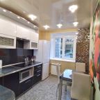 Возможность самостоятельного приготовления пищи, Апартаменты Современная 1-комнатная квартира в центре города