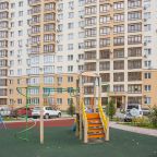 Детская площадка, Апартаменты УНИК АПАРТ на Большевистской рядом с Собором