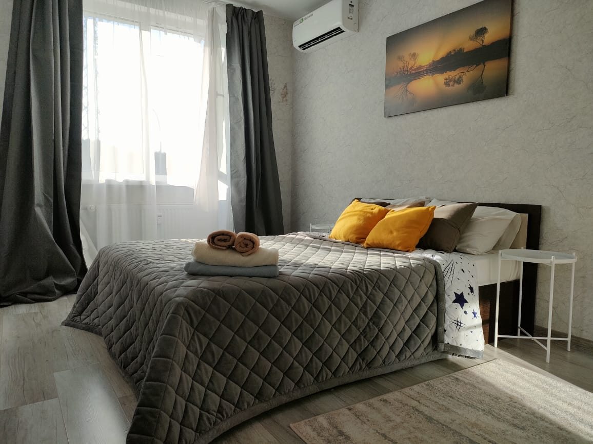 Четырехместный (Квартира в новом ЖК, закрытая парковка, рядом с М4.), Апартаменты Серебряный Век