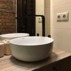 Студио (Новая с современным дизайнерским ремонтом), Апартаменты Серебряный Век