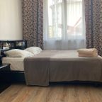 Пятиместный (Комфортная однокомнатная квартира на М4 для отдыха семьёй в пути), Апартаменты Серебряный Век