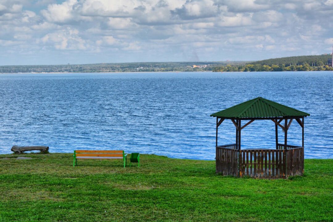 Домик на берегу моря новосибирск