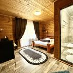 Номер (Стандарт с балконом), База отдыха Красный камень