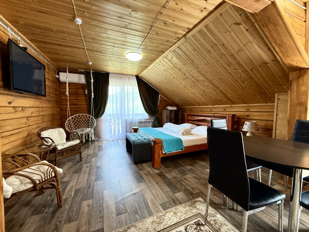Номер (Апартаменты), База отдыха Красный камень