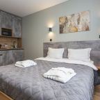 Апартаменты (O312), Апартаменты Happy Home