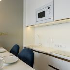 Апартаменты (O2215), Апартаменты Happy Home