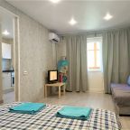 Жильё полностью ваше, Квартира Как Дома около КГМУ