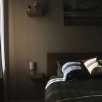 Апартаменты (Уютная семейная евродвушка 45 кв м с кондиционером), Апартаменты СалютАпарт 17