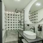 Студио (Студия), Plaza Hotel