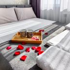 Апартаменты (С видом на реку на 19 этаже (937)), Апартаменты Дом у Дона