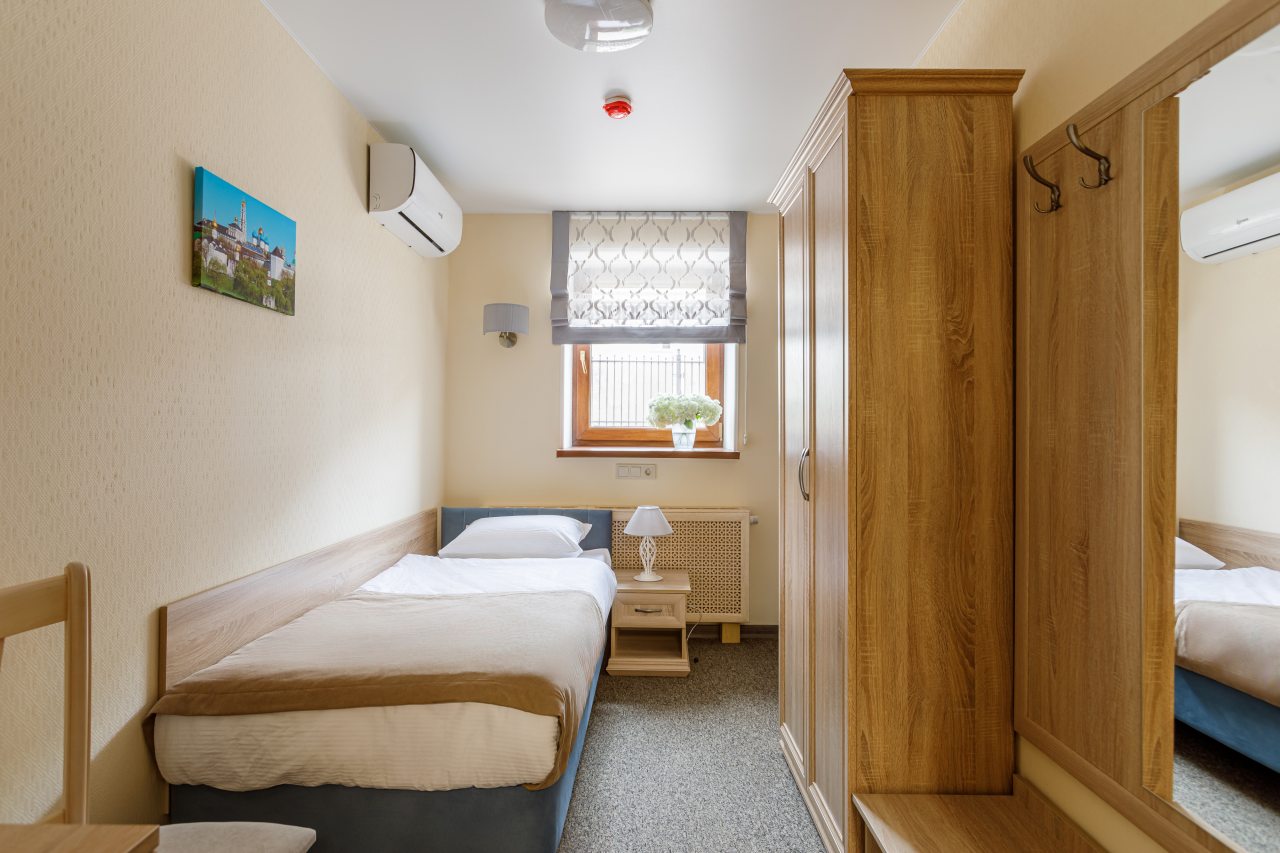 Двухместный (Бюджетный номер с двумя раздельными кроватями) гостиницы На Блинной горе, Сергиев Посад