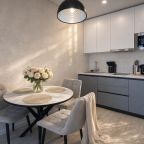 Студио (Дизайнерская студия  LS-LUX-SUNSHINE), Апартаменты Стиль жизни