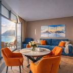 Делюкс (Дизайнерские  двухкомнатные апартаменты ORANGE с кухней и ванной комнатой с видом на море и горы), Апартаменты Стиль жизни