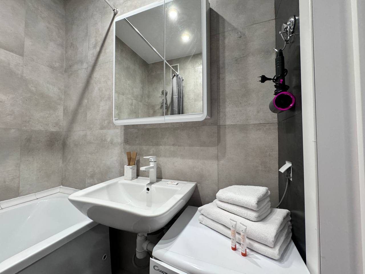 Апартаменты (Двухкомнатная квартира в центре Зеленоградска), Апартаменты В центре Зеленоградска на Потёмкина