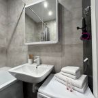 Апартаменты (Двухкомнатная квартира в центре Зеленоградска), Апартаменты В центре Зеленоградска на Потёмкина