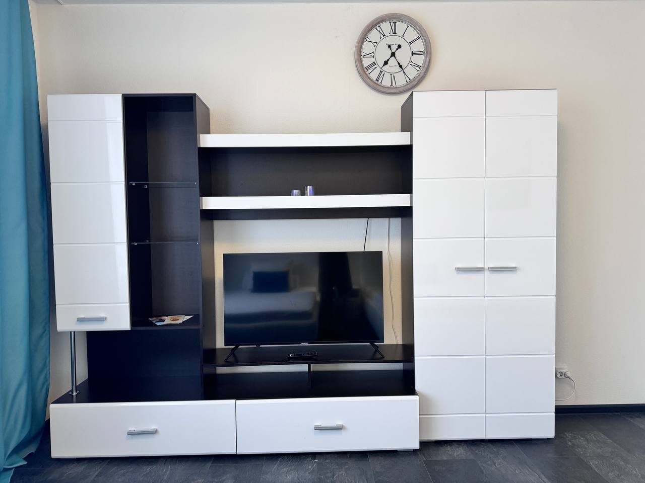 Апартаменты (Двухкомнатная квартира в центре Зеленоградска), Апартаменты В центре Зеленоградска на Потёмкина