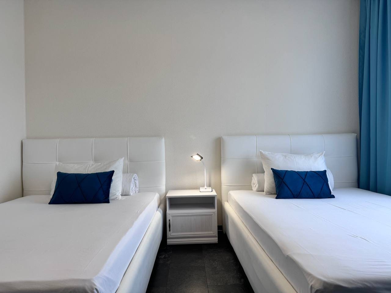 Апартаменты (Двухкомнатная квартира в центре Зеленоградска), Апартаменты В центре Зеленоградска на Потёмкина