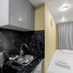 Апартаменты (С односпальной кроватью без окна (24)), Апартаменты VEDA Aparts Лиговский 55