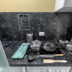 Апартаменты (С односпальной кроватью без окна (24)), Апартаменты VEDA Aparts Лиговский 55