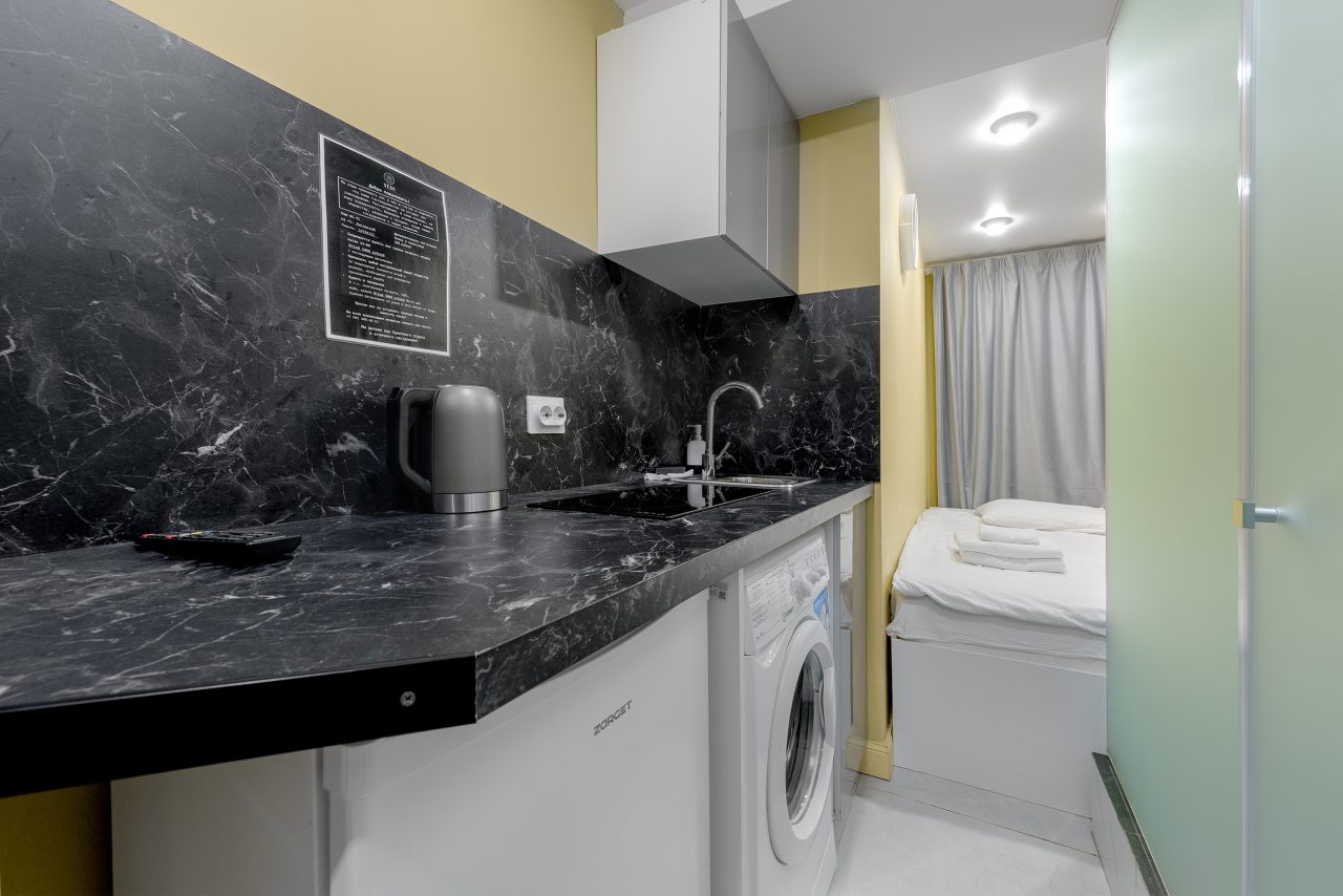 Апартаменты (С односпальной кроватью без окна (24)), Апартаменты VEDA Aparts Лиговский 55