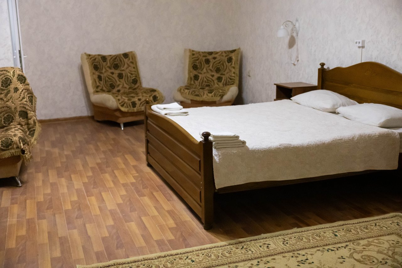 Люкс (Семейный номер), Отель Изумруд