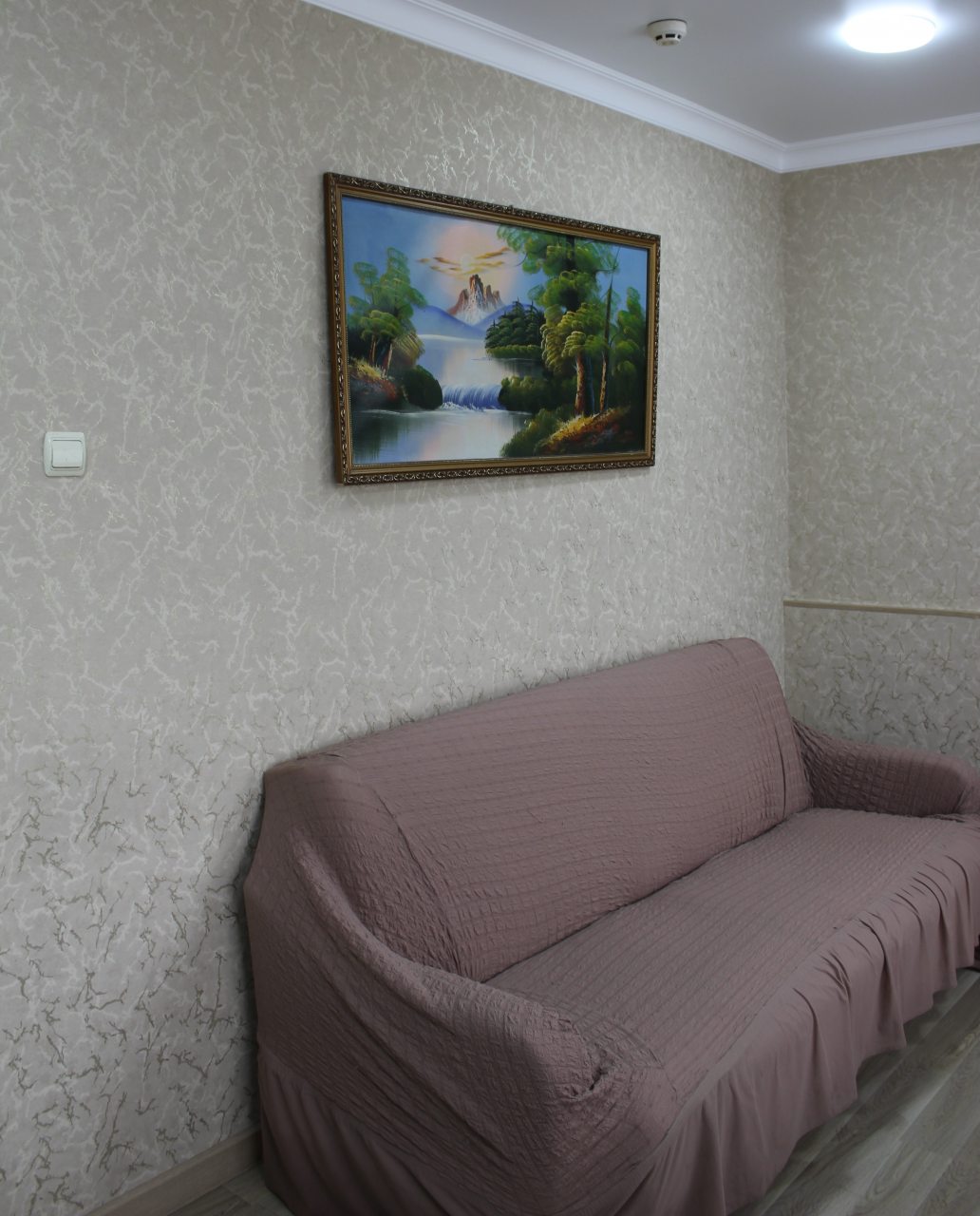 Люкс (Двухкомнатный номер), Отель Изумруд