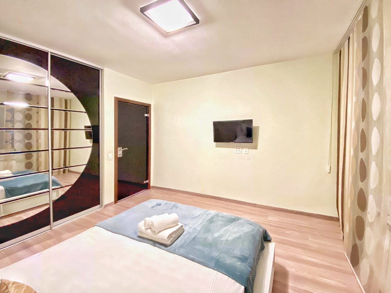 Люкс, Апартаменты На Рыбинской 25 к2