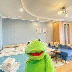 Апартаменты (Апартаменты на Свердлова 51), Апартаменты На Свердлова 51