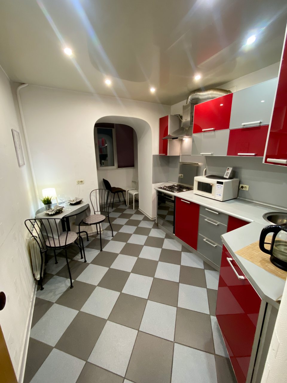 Апартаменты (Апартаменты на Свердлова 51), Апартаменты На Свердлова 51